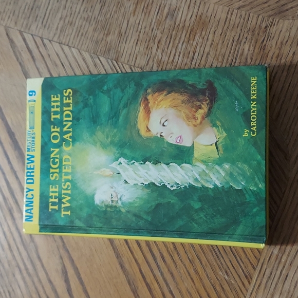 Grosset Dunlap Publishers Other Nancy Drew The Sign Of The Twisted